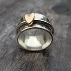 Mely – Silver Ring with Gold Heart