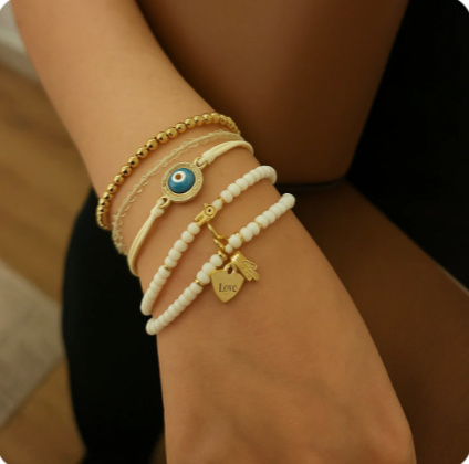 <h2>100.000+ Customers Love Our Craftmanship!</h2><h3>See what our happy customers have said over the years</h3>